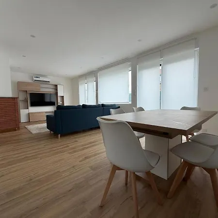 Maison Moderne à 200m *